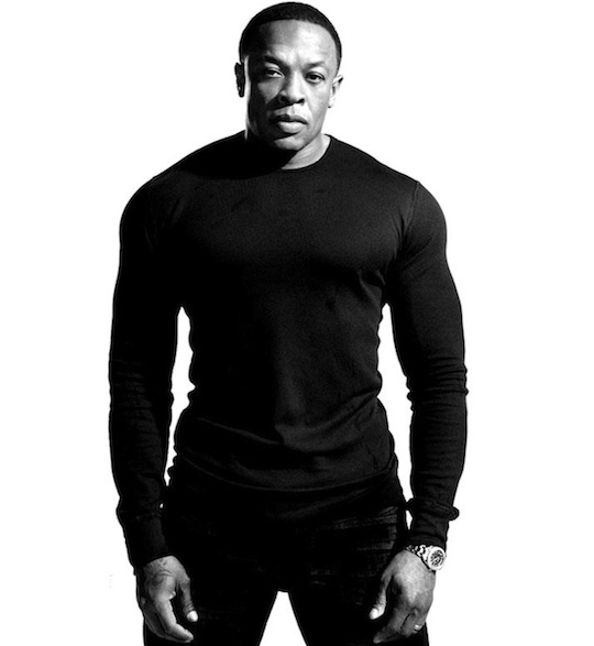 dr dre sell beats to apple