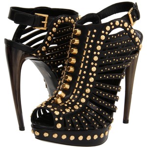 Shoe Of The Day: Alexander McQueen Studded Cage Pump With Horn Heel ...